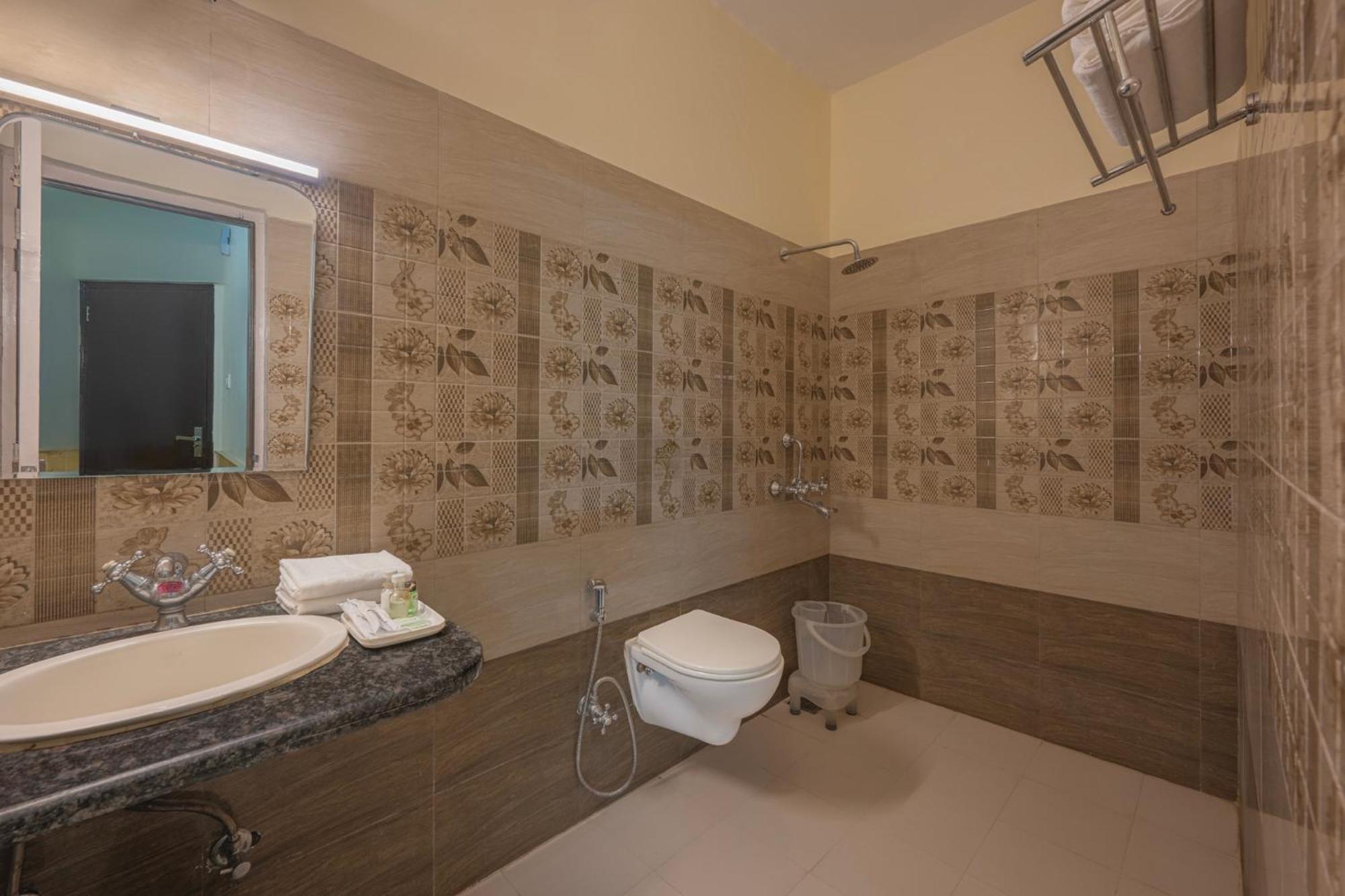 Aparthotel Seven Hills Shimla By Him Haults Hospitality Esterno foto